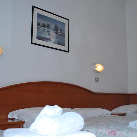 Hotel Villa Verde San Mauro Mare Екстериор снимка