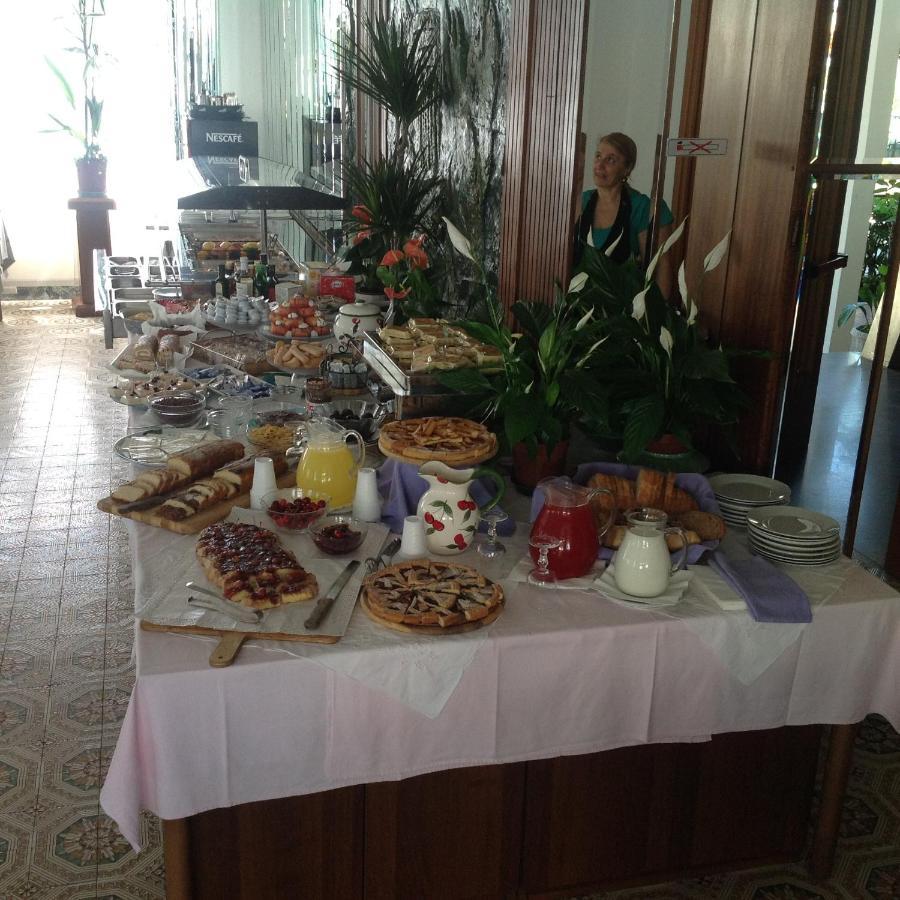 Hotel Villa Verde San Mauro Mare Екстериор снимка