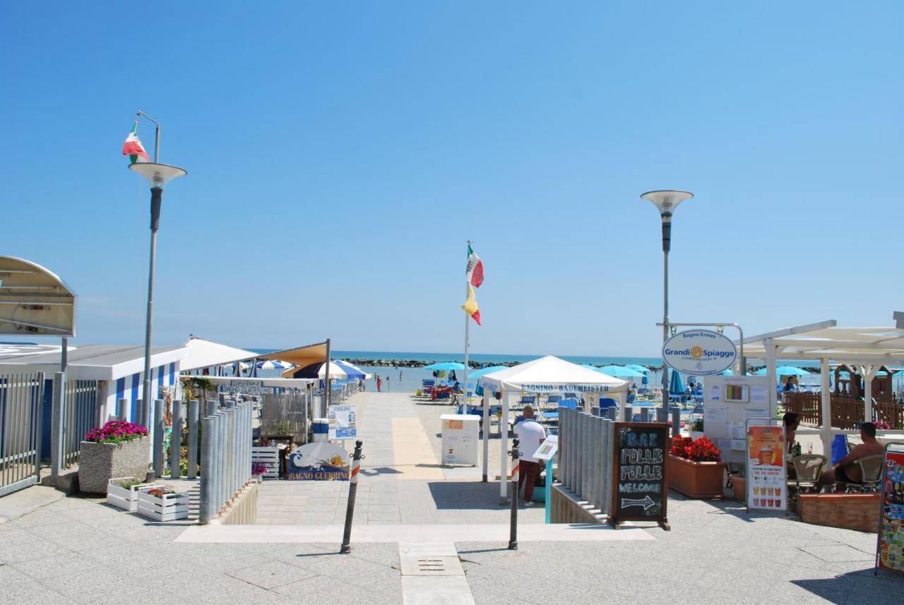 Hotel Villa Verde San Mauro Mare Екстериор снимка